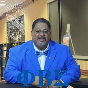 Meet your Posher, Maurice